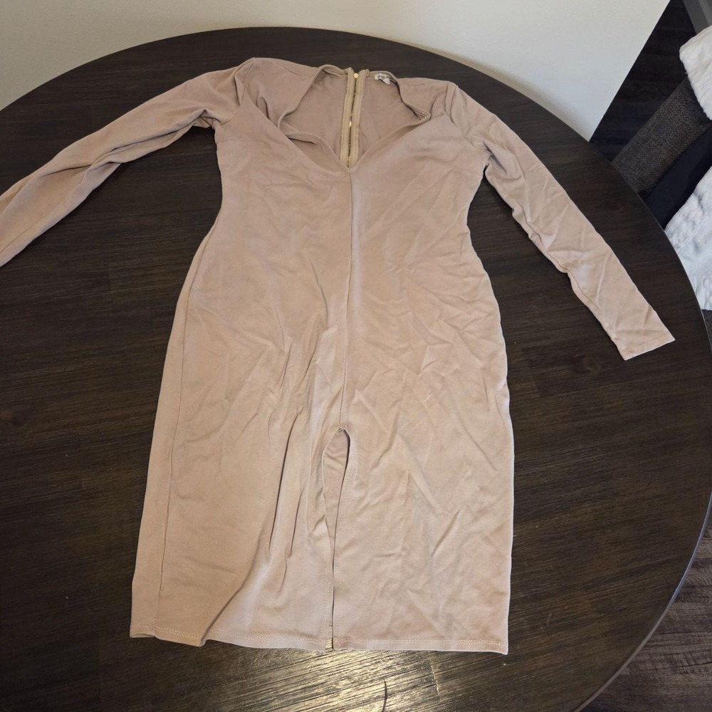 Charlotte Russe Tan Nude Long Sleeve Bodycon Dress V-Neck Front Slit XL